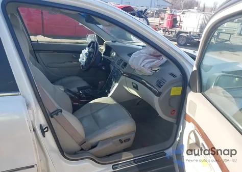 2005 Volvo S80 T6 z USA, uszkodzony, nr VIN YV1TS911051411090